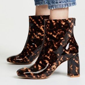 JAGGER Gloss Tortoise Shell Square Toe Boots